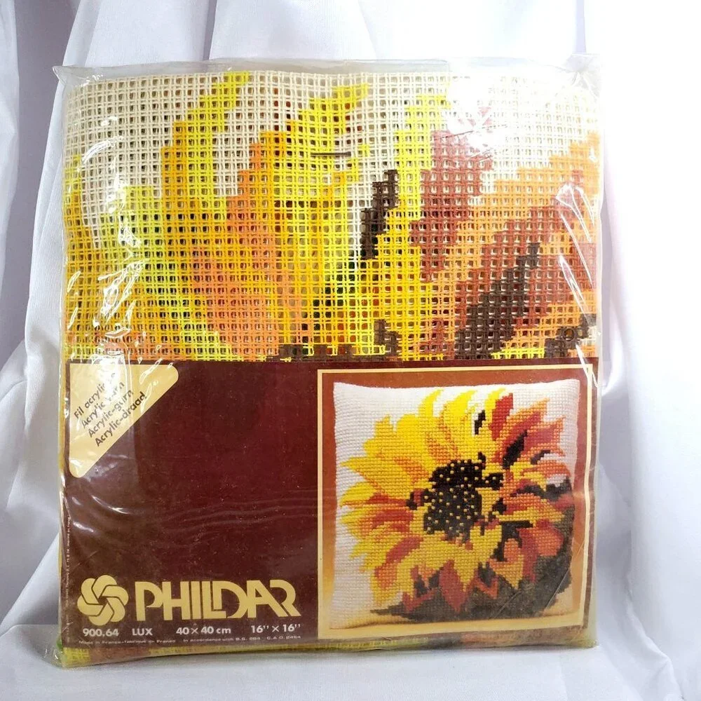 Vintage Phildar Sunflower Needlepoint Cushion Kit With Acrylic Yarn 16